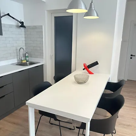 Regina's Modern 2bedroom In Center * Skopje