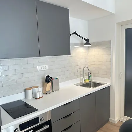 Regina's Modern 2bedroom In Center Apartmán Skopje