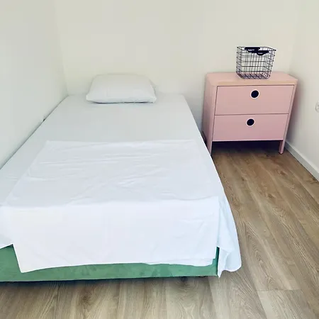 Regina's Modern 2bedroom In Center Skopje